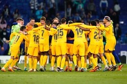 バルセロナが4季ぶりにラ・リーガ制覇！　エスパニョールに4発快勝…通算27度目の栄冠