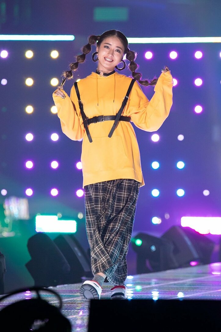 山崎賢人、さいたまスーパーアリーナに立つ！ サプライズ登場に大声援『TGC2018A/W』【画像集】