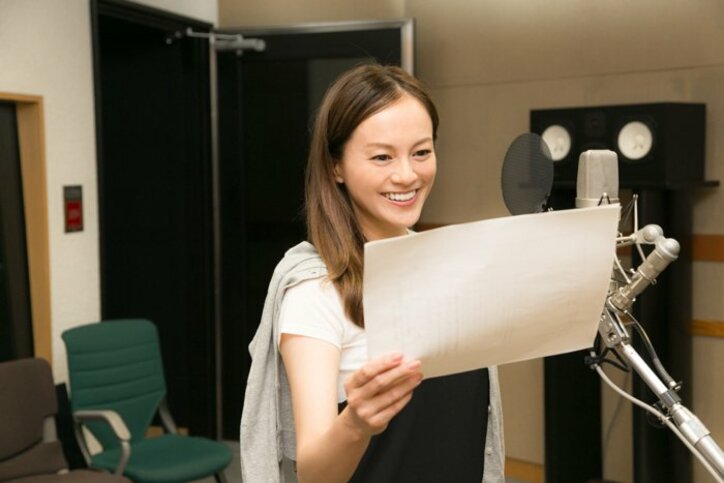 牧瀬里穂、夫・NIGO®とアニメで共演 「普段こんなにしゃべりません」