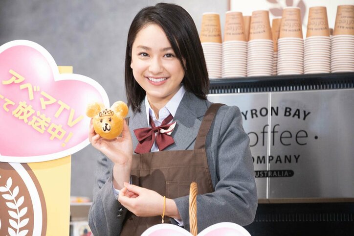 現役大学生・平祐奈、パン屋で接客を体験　「いつかバイトしてみたいな」