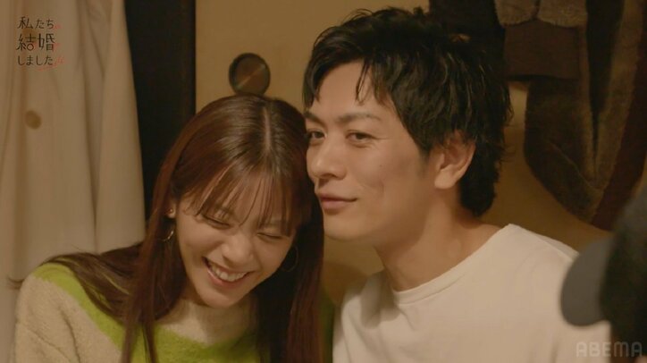 貴島明日香、15歳年上夫のリアル同級生と飲み会！肩を抱き「妻です、可愛いでしょ」久保田悠来が妻自慢『私たち結婚しました4』第5話