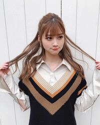 「かわいい以外の言葉ない」生見愛瑠、ハーフアップ姿のキュートなオフショットにファン悶絶