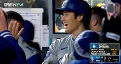 大谷翔平、ホームラン後に見せた“笑顔”がヤバすぎると話題に　ベンチでのチームメイトからの愛されぶりにファン歓喜 「泣けるな」「この破壊力よ」