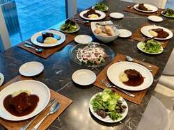 つんく♂、食物アレルギーがある次女の誕生日に妻が作った料理公開「え？ハワイで？食材揃うの？」 