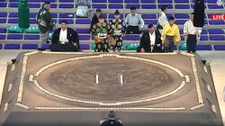 「VRみたい」「こんなの名古屋じゃ…」大相撲の新会場、取組前の圧巻光景にファン驚きと興奮「綺麗すぎて怖い」「マジ広い」