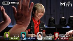 あっ！牌取っても…いいですか？手と手が触れそうな瞬間に美人雀士が大照れ「マジで可愛いな笑」／麻雀・Mトーナメント