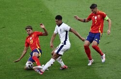 【速報】EURO決勝は０－０で折り返し！ スペイン代表がボールを支配もイングランド代表が堅守で耐える