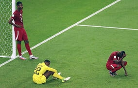 カタール代表が開催国史上最速のグループリーグ敗退…