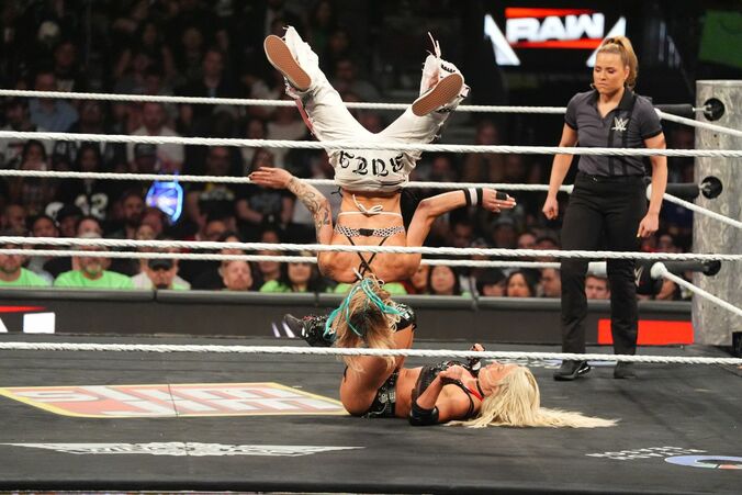 【写真・画像】　1枚目