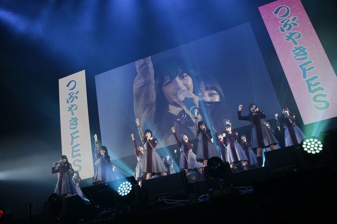 HKT宮脇咲良がセンターで『二人セゾン』を披露！　“対決”では欅坂が勝利 13枚目