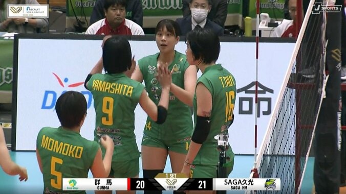 無事、コートに入る塩崎葵葉