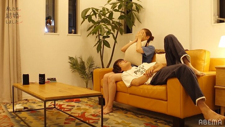 白洲迅、堀田茜に膝枕!下から愛おしそうに見つめ…「どんな顔すればいいの?」『私たち結婚しました』第9話