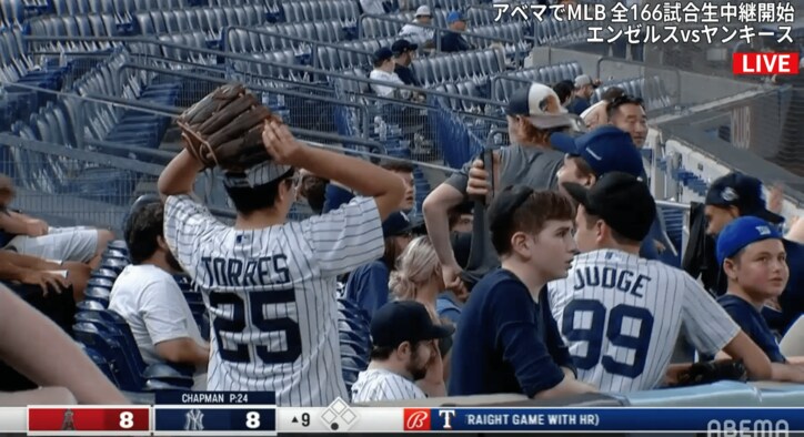 エンゼルス、劇的満塁弾などで9回に大逆転勝利！ ヤ軍ファン悪夢、守護神チャップマンが打たれ頭を抱える