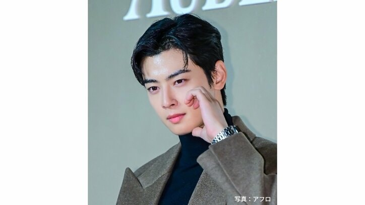 チャ・ウヌは軍隊に入隊中