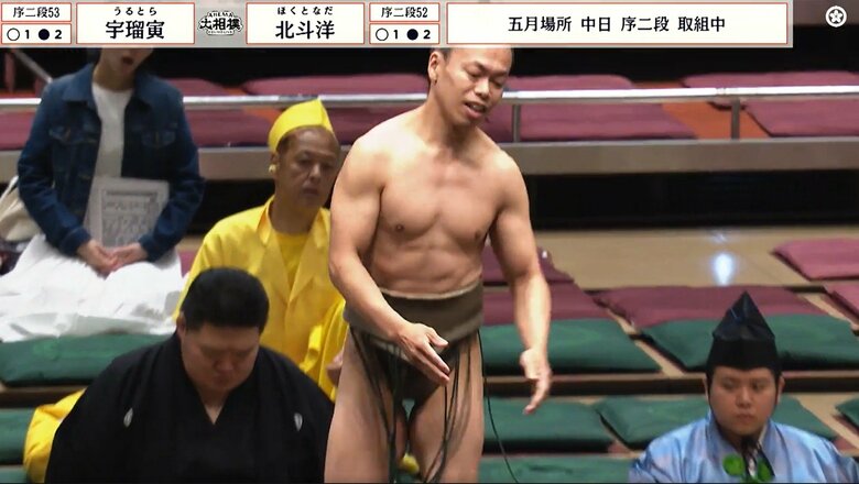 62キロの超軽量力士、立ち合いで“謎”の動き「何か狙ってた？」「衝撃光景」ファン困惑