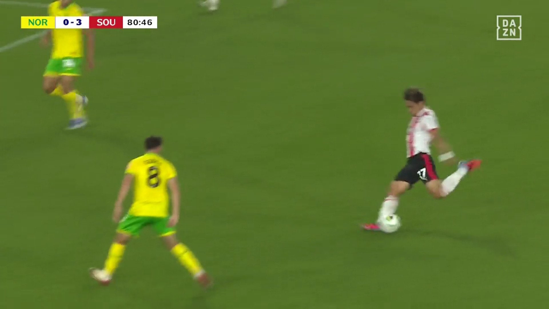 【映像】左足で超絶ミドルを叩き込んだ瞬間