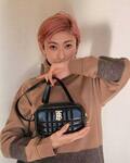  山田優『BURBERRY』のミニバッグを披露「ころんとした感じが可愛いね」 