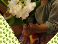 高橋英樹『花を手にする可愛い子！』