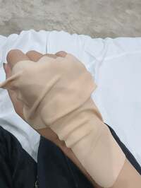 川崎希『捻挫、、、』