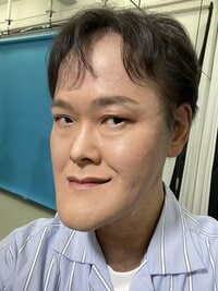 「もはやJO1」アインシュタイン稲田直樹、“ばっちりメイク”で生まれ変わった姿を公開