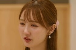三上悠亜似のOL美女、同棲初夜に「これ以上私をいじめないで…」 意中の元オリンピック選手に赤面