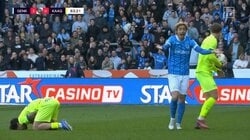 「最高のプレーが台無し」「どうなってんの」伊東純也、背後からの豪快スライディングがイエロー判定に「めちゃくちゃクリーンじゃん」ファンの不満爆発