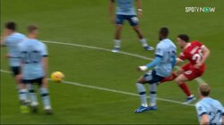 観客総立ち！スタジアムが大歓声に揺れるスーパーゴラッソ！技ありフェイントからの右足一閃で美しすぎるゴールが決まった瞬間