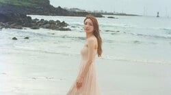 後藤真希写真集『flos』の記念カット公開 重版5刷決定、電子書籍は講談社デジタル版写真集の“累計1位記録”を発売3日で塗り替える