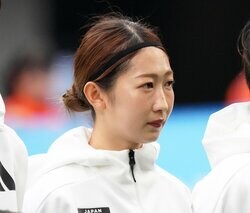 “WEリーグの三笘薫”、高速ドリブルが脚光！「えぐい」「強気に攻めるのいいね」中嶋淑乃の積極性から追加点が生まれた瞬間