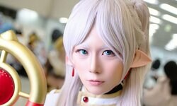 Expressing Frieren's Awkwardness and Emotions: What is the Underlying Character Interpretation in Cosplay?