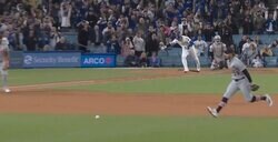 なんだこれは…！？ 大谷翔平、弾丸ヒットに“野手ショック”「火の玉かよ」 “爆速通過”する高速ゴロに「お手上げ状態」