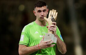 PKストップ含め好守連発の守護神マルティネス｢こんな素晴らしいW杯はない｣