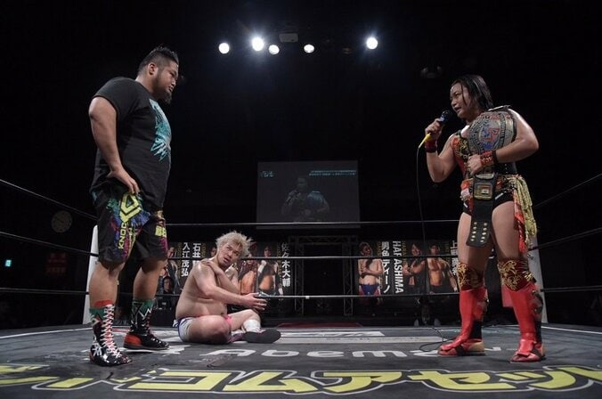 「男と対等に勝負できないなんて思ってんじゃねえぞ！」女子プロレス界の横綱・里村明衣子、DDT王座獲得 3枚目