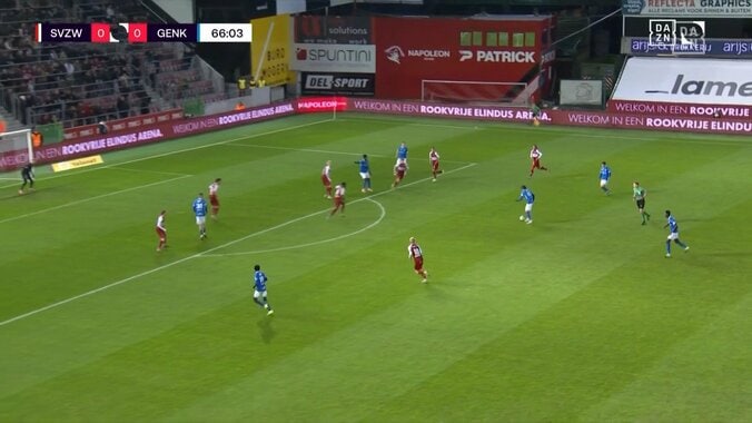 「質えぐい」伊東純也、超高精度サイドチェンジ＆強烈グラウンダーミドル炸裂「調子上げてきてるな」出場即チャンス演出でファン歓喜 5枚目