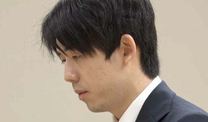 【写真・画像】藤井聡太六冠、3年ぶりに“挑戦者”に！王座奪還＆七冠復帰かけ同学年・伊藤匠王座とのリベンジマッチ決定 五番勝負は来月2日開幕　1枚目
