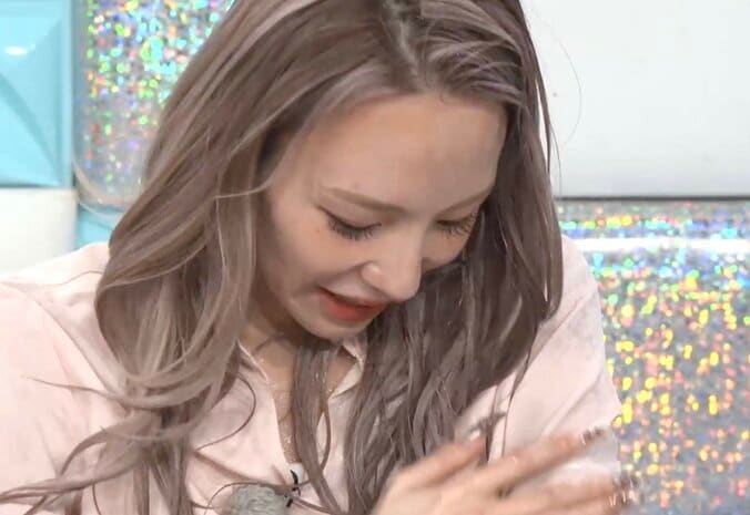 【写真・画像】伝説再来！鈴木ユリアに水をかけられ「水はやべぇだろ！」が炸裂　1枚目