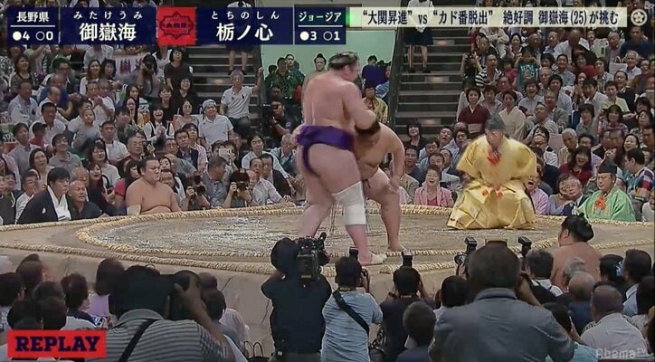 止まらない御嶽海！怪力大関・栃ノ心を撃破で5連勝　視聴者も「完全に覚醒」