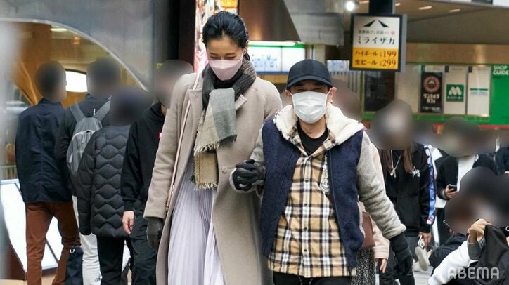 【写真・画像】鶴瓶＆高岡早紀に岡村隆史＆黒谷友香の熱愛スクープ写真！？リモート混浴も 『鶴ナイ2022』をプレイバック　3枚目