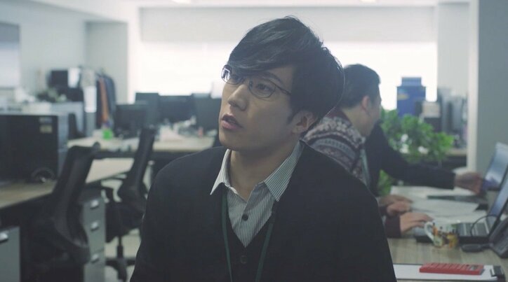 早乙女太一のサラリーマン姿がイケメンすぎると話題に「こんな同期ほしい」「現代人役も最高」