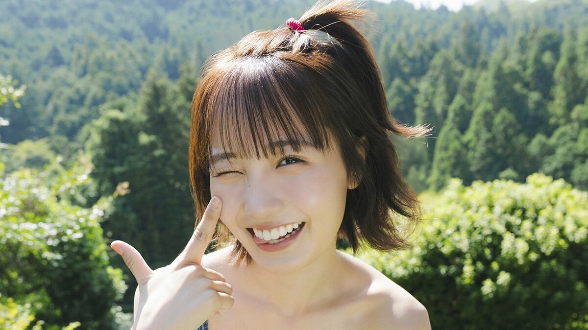 佐久間宣行氏が手がける「ラフ×ラフ」夏目涼風、初グラビアで“最高”の