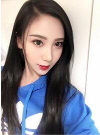 ざわちん『リアル黒髪になっちゃいました！！』