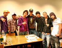 EXILE・MAKIDAI、AKIRA＆TAKAHIROがEXILE加入15周年を祝う 当時のオフショットも公開