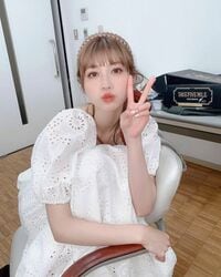 「最高に可愛い」「透明感やばい」生見愛瑠の天使のようなワンピース姿にファン悶絶