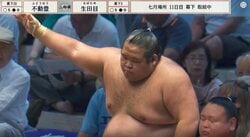 幕下全勝対決でたった2秒の瞬殺劇…完全復活の“連勝キラー”、驚異の電車道に「レベチ」「格が違った」ファン騒然