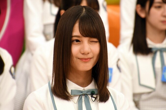 日向坂46、小籔のシゴキで新たな魅力が開花!? 佐々木久美「こんな柿崎初めて見ました」 19枚目