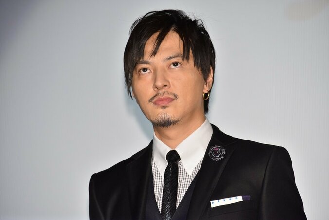 溝端淳平もタジタジ！佐藤隆太と塚本高史がイチャイチャのボケ&ツッコミ 4枚目