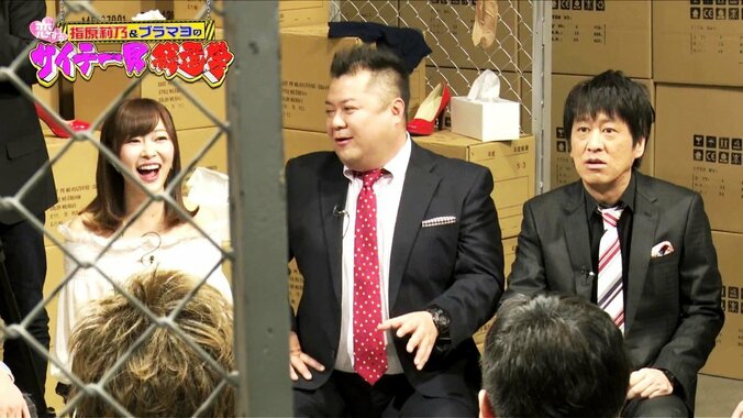 指原、“ひざうらアート”男に「キモいです」　小杉、カツラ問題に「家燃えかけてる人に全部燃やせって言うか」 1枚目