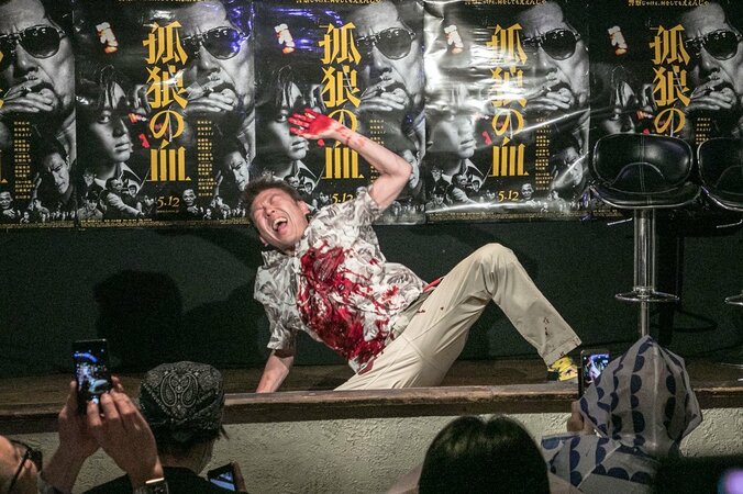 玉袋筋太郎、歌舞伎町で撃たれる　犯人は麻美ゆま 6枚目