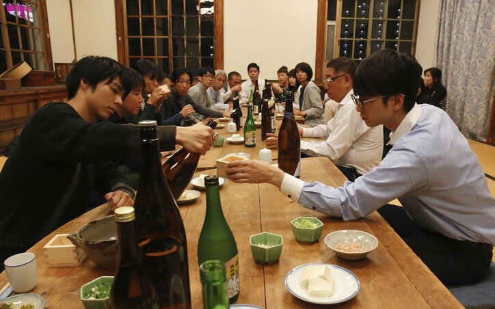 小野塚勇人と中村優一が恋のバトル！？映画『恋のしずく』より新場面写真を解禁