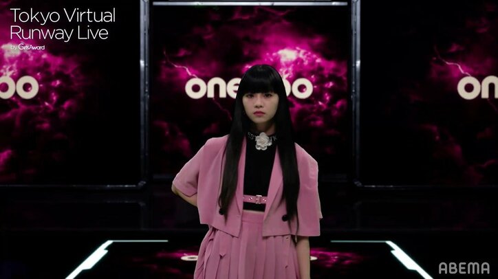 藤田ニコル、池⽥美優らがバーチャル空間で華麗にランウェイ!ぺこぱもシークレット登場【TVRL】
